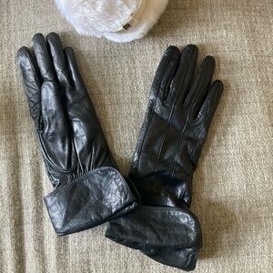 Elegant Black Bonwitt Teller Leather Gloves